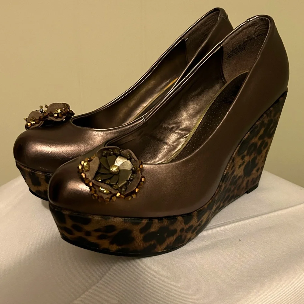 Copper and Leopard Print,Yellow Box, High Heels,Size 6.5 - Picture 1 of 8